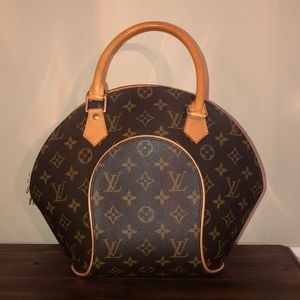 Louis Vuitton Ellipse MM handbag